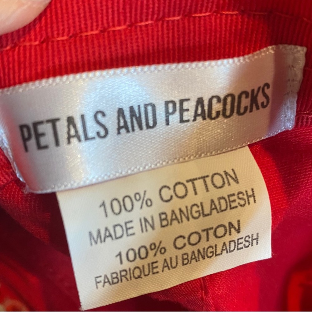 Petal and Peacocks Red Rooster Make It Hot Sriracha Hat NWOT ADJUSTABLE Zumiez - Picture 2 of 5